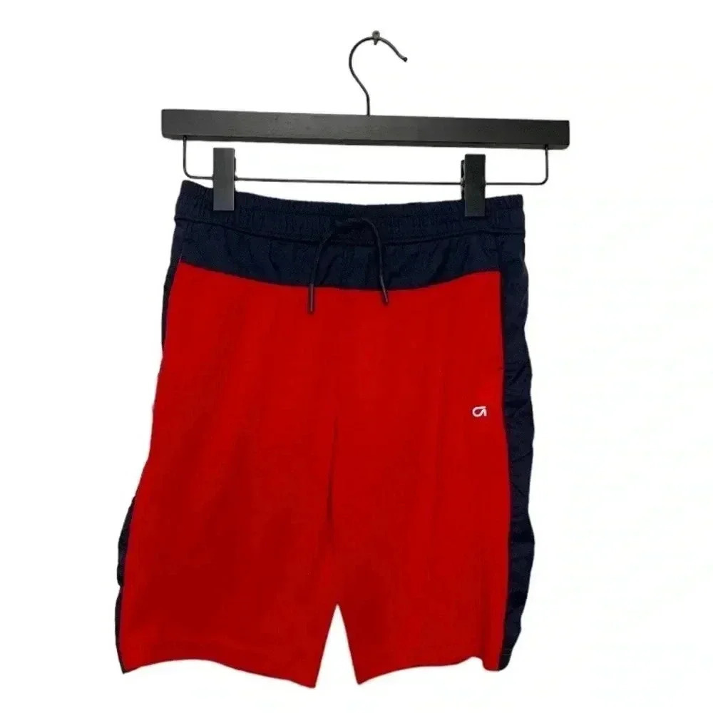 Gap fit Dry active wear shorts with elastic waist and front tie